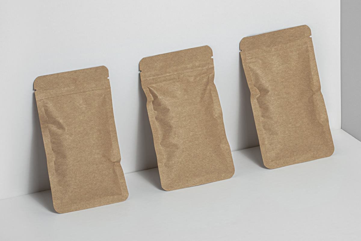 Download Psd Kraft Flat Pouch Packaging Mockup Psd Mock Up Templates Pixeden